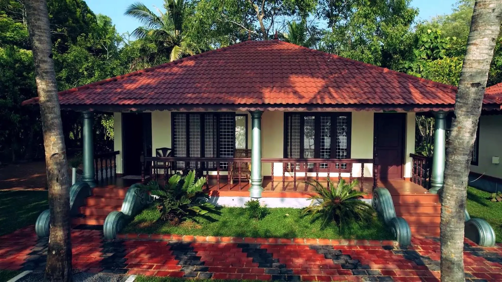 Dhathri Ayurveda Resort And Panchakarma Centre Kāyankulam